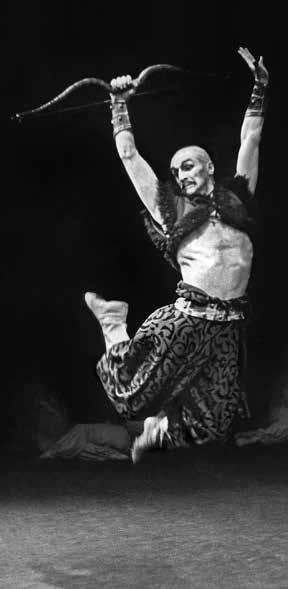 Jako Smeraldina, Sluha dvou pánů, 1950 Před 90 lety se narodil tanečník a choreograf KAREL VRTIŠKA (15. 4. 1927 24. 2. 2004).