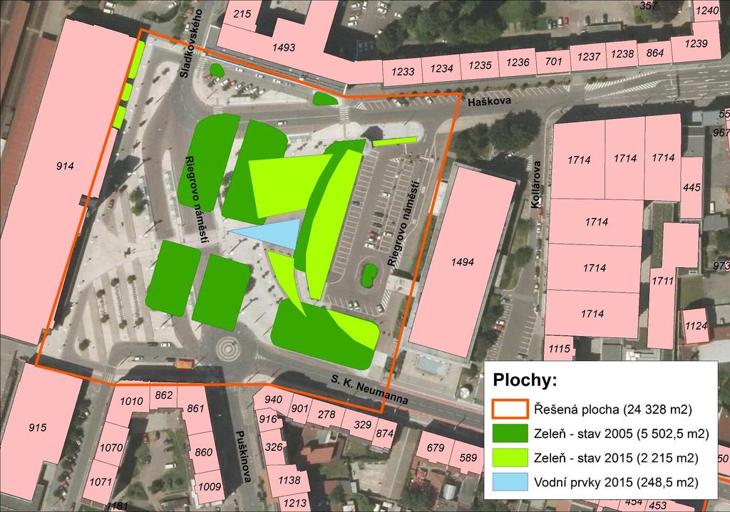 Riegrovo náměstí - zelené plochy před a po rekonstrukci Zdroj GIS Statutárního