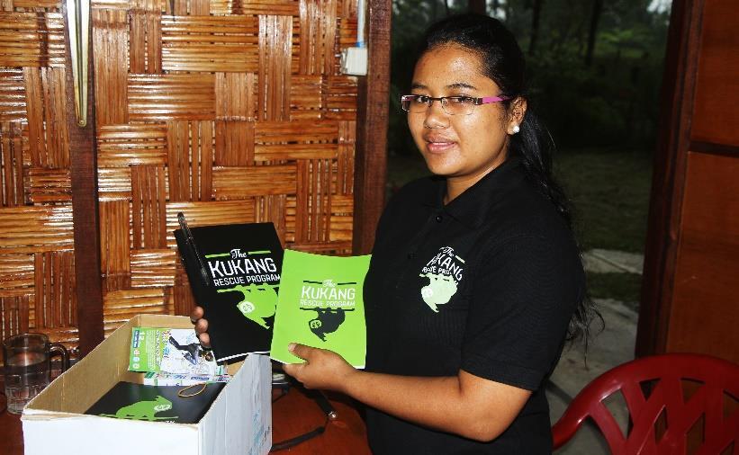 Vytvoření indonéského týmu Jelikož se naše osvětová činnost poměrně hodně rozšířila, tak od února má The Kukang Rescue Program novou koordinátorku osvětové činnosti, kterou je Novithasari Bangun.