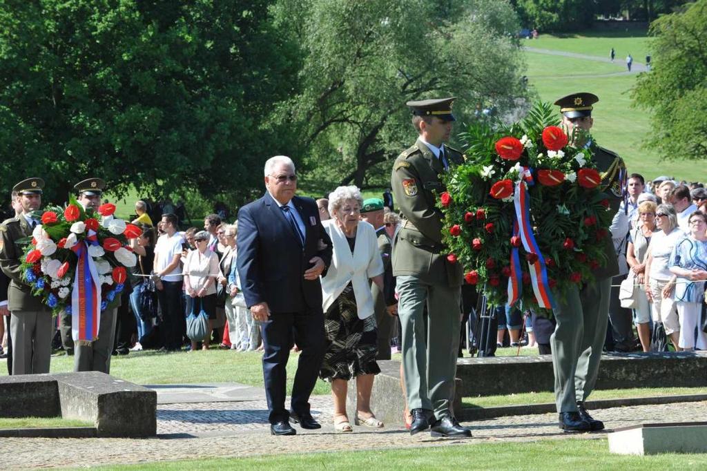 V letošním roce uplyne 76 let ode dne, kdy přestala existovat obec Lidice. 173 mužů bylo zastřeleno na místě, ženy a děti odvlečeny pryč.