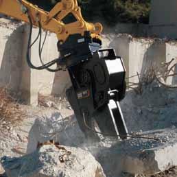 Rychloupínací zařízení umožňují obsluze jednoduše uvolnit jeden pracovní nástroj a připojit jiný, díky čemuž je hydraulické rypadlo velmi všestranné.