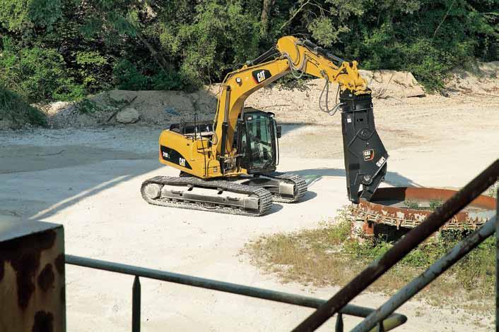 Rozrývač Caterpillar řady TR poskytuje výkonný bod penetrační síly pro vylamování kamenů a dalších obtížně rýpatelných materiálů. Kladiva.