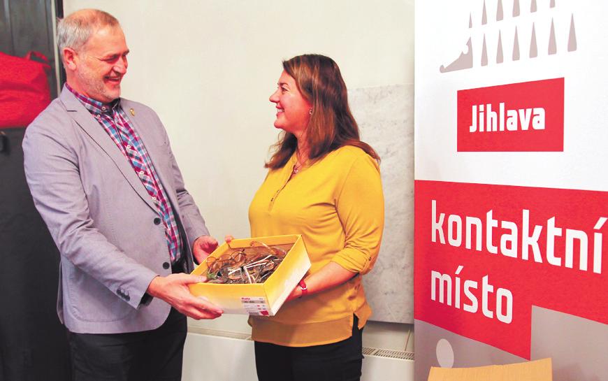 STRANA 6 Aktuality NJR PROSINEC 2018 Vyhrožoval ženě střelnou zbraní, pak ji zahodil Strážníci městské policie dopadli v říjnu agresivního muže.