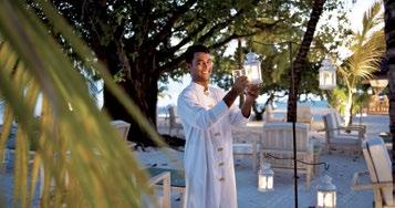 V resortu Athuruga najdete celkem 5 restaurací a barů. Pokud je tento resort plný, je zde hned druhá obdobná varianta, sesterský resort Diamonds Thudufushi.