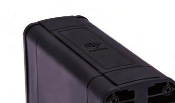 s napájecím kabelem HWP Plastové pouzdro 45 150 W Snadná montáž na mm DIN lištu EN 50022 Topné těleso z černého eloxovaného hliníku a PET pouzdro 3 0,5 mm 2 kabel s délkou 500 mm Bezpečný dotek