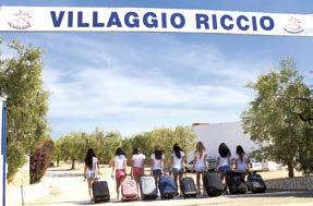 Villaggio Riccio Popis areálu Areál je umístěn uprostřed olivového háje a svou vybaveností uspokojí klienty všech věkových kategorií. Mezi jeho hlavní přednosti patří čistota, klid a kvalitní služby.