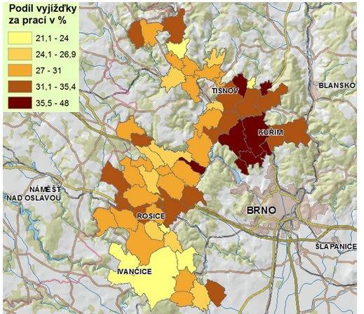 3.3.3. MOBILITA OBYVATEL - VYJÍŽĎKA ZA PRACÍ Území MAS Brána Brněnska, z.s. je z hlediska pracovních příležitostí dlouhodobě deficitní (stejně jako celý okres Brno venkov).