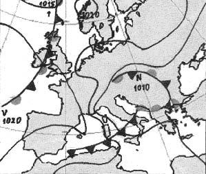 August 00:00 UTC. Obr. 12 Přízemní mapa ze 7. 8. 18:00 UTC. Fig.