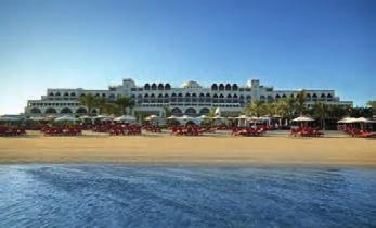 DÍTĚ DO 4 LET ubytování a stravování zdarma klimatizace vceně lehátka aslunečníky na pláži zdarma lehátka aslunečníky ubazénu zdarma Letovisko: Dubai Stravování: snídaně, za příplatek večeře Večeře: