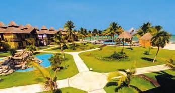 Hotel El Pavo Real Beach Resort Příjemný hotel se skvělou polohou přímo na pláži, v dosahu letoviska Tulum, nabádá nejen k lenošení a čerpání služeb all inclusive, ale i k poznávání okolí.