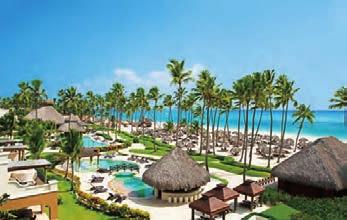 zahradě, přímo u krásné pláže s bílým pískem, Bavaro. Sousedí s luxusním hotelem Now Larimar Punta Cana. Vzdálenost od mezinárodního letiště v Punta Cana asi 30 minut.