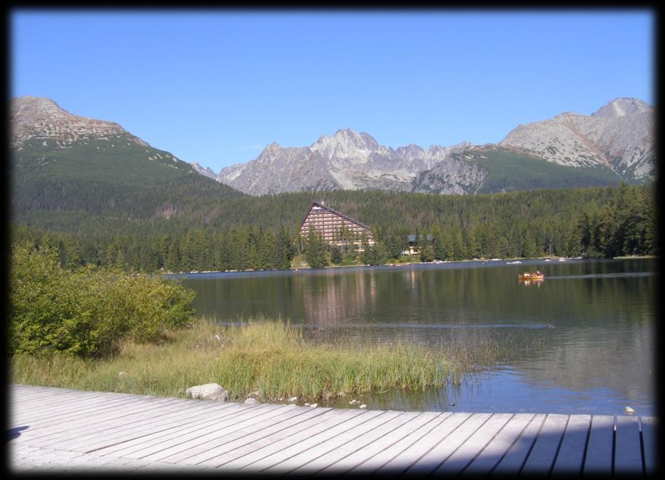 August Leto v plnom prúde, slniečko zohrieva celú krajinu. Naše vytúžené prázdniny sa pomaly, ale isto krátia a my využívame posledné letné dni. Dovolenky plynú v plnom prúde.