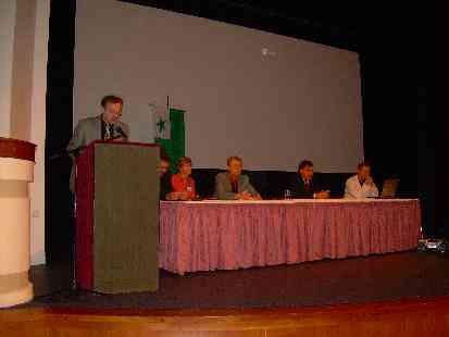Konferenco de ĈEA Ĉeĥa Esperanto-Asocio konferencis (22.-24.9.2007) en Polička en la loka teatro portanta la nomon de J. K. Tyl. Venis 101 geesperantistoj.