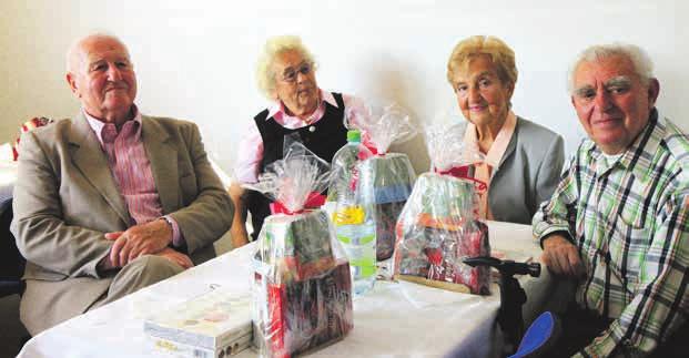 zpravodajství Žižkovská radnice nezapomíná na seniory, kteří slaví významná životní výročí Prožít 85 nebo dokonce 90 let života je významná životní událost, k níž vedle oslav v rodinném kruhu
