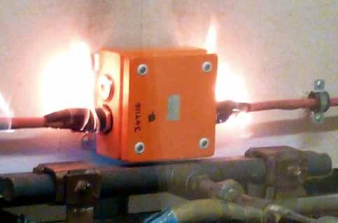Bezpečnost v případě požáru Kabelové krabicové rozvodky společnosti Hensel jsou testovány na izolační integritu PH120 a ochranu před požárem se zachováním funkčnosti elektrických