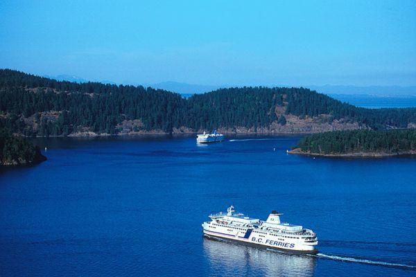 Po snídani tedy z Whistleru odjedeme na západ do zálivu Horseshoe Bay, kde se nalodíme na trajekt, který nás odveze na Vancouver island do přístavu ve městě Nanaimo.