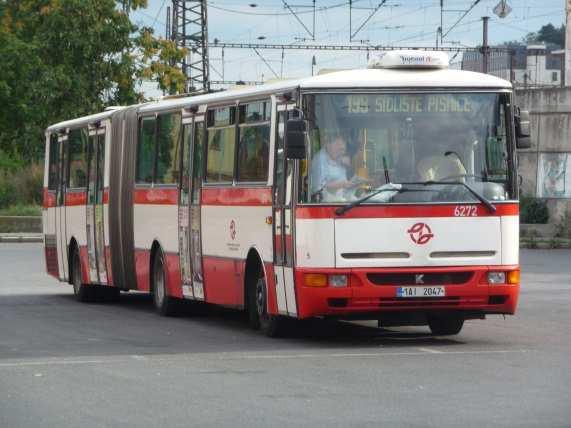 Kapacita vozidel Typ vozidla -čím větší výkyvy v poptávce, tím větší