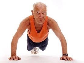 POHYBOVÁ AKTIVITA SENIORŮ 75+ u osob nad 75 let je cílem pravidelného kondičního cvičení: udržení pohyblivosti v kloubech celkové obratnosti dostatečné svalové síly koordinace a rovnováhy