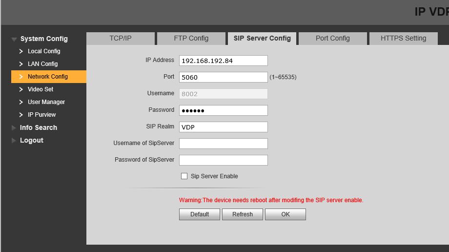 Přejděte do webové správy Network config > SIP server config, zde nastavte IP adresu serveru.