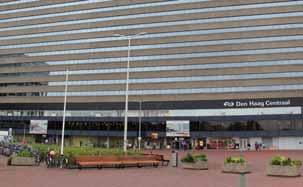 PŘÍKLADY INSTALACÍ Budova hlavního nádraží, Haag Stavba haagského hlavního nádraží vznikala v letech 1970 až 1973. Je to multifunkční železobetonová stavba se skleněnou fasádou, vysoká 60 m.