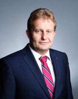 obchodov vo výške 211 miliónov Eur v obstarávacích cenách bez DPH a v počte 7 333 novo uzatvorených zmlúv.