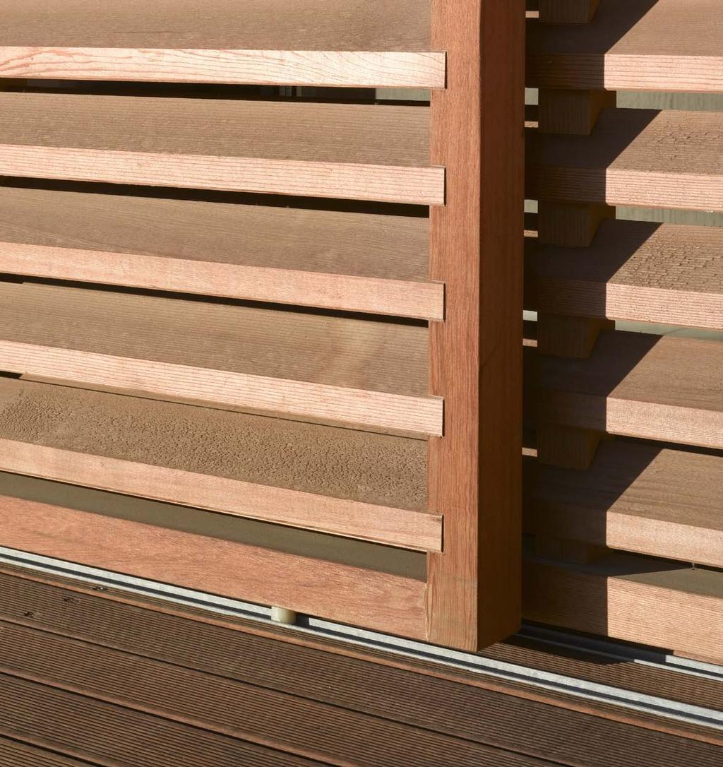 ARA BATH designově vyzrálý, nadčasový nábytek pro koupelny a relaxační místnosti, 100% solid wood, unikátní druhy dřevin ARA WOOD nejen velkoobchod, ale také technicky dopracované exteriérové dřevěné