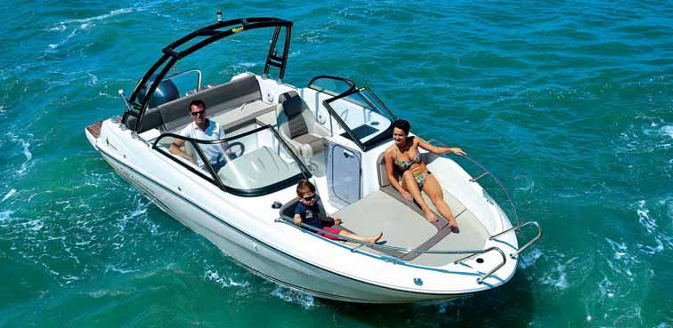 POZVÁNKA VÝSTAVY Nafukovací člun Adventure V 550 Super-Lux je stvořen pro potápěče, milovníky vodních sportů, profesionály, ale také pro bezstarostné výlety k