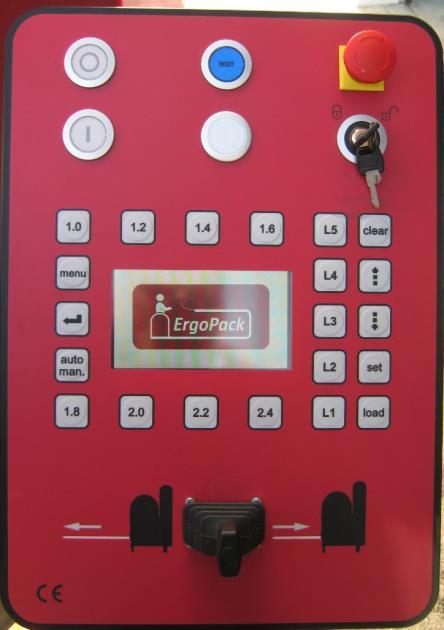 zastavení (9) (odemkněte otočením) stiskněte tlačítko (11) - "I" jakmile zmizí logo "ErgoPack", postupujte podle instrukcí na displeji 9 10 11 obr. 24 3 2 4 obr.25 8 2.