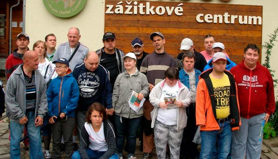 Spolu s ním tam byl i elektrikář z ČSA Roman Bielczyk a vyřazení horníci z čeleb a rubání Petr Rabas a Petr Hruška.