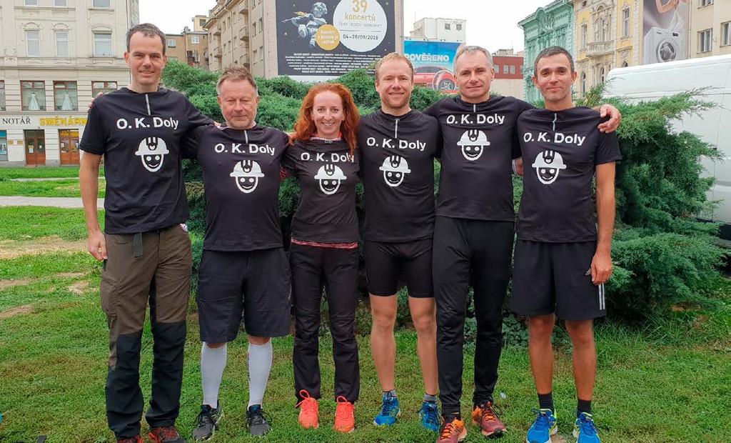 Vzpomínají manželka Marta, dcera Pavla s dětmi a syn Pavel.