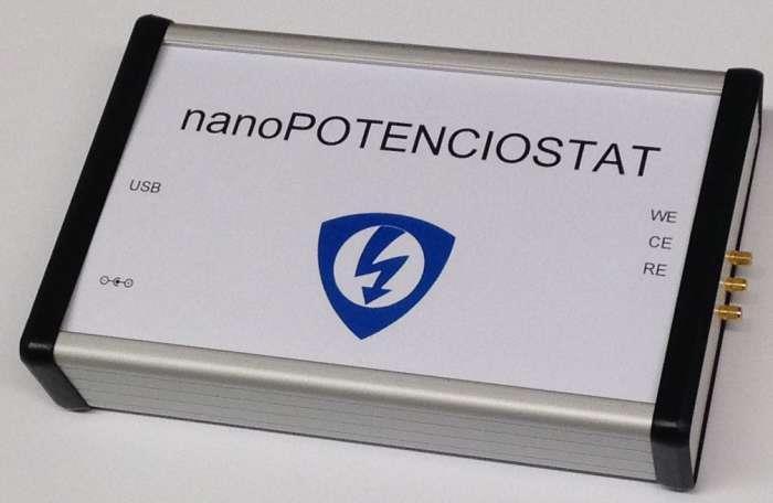 Universální přenosný potenciostat (nanopot) (funkční vzorek 2014) Autoři: Michal Pavlík, Jiří Háze, Lukáš Fujcik, Vilém Kledrowetz, Marek Bohrn, Marian Pristach, Vojtěch Dvořák Funkční vzorek