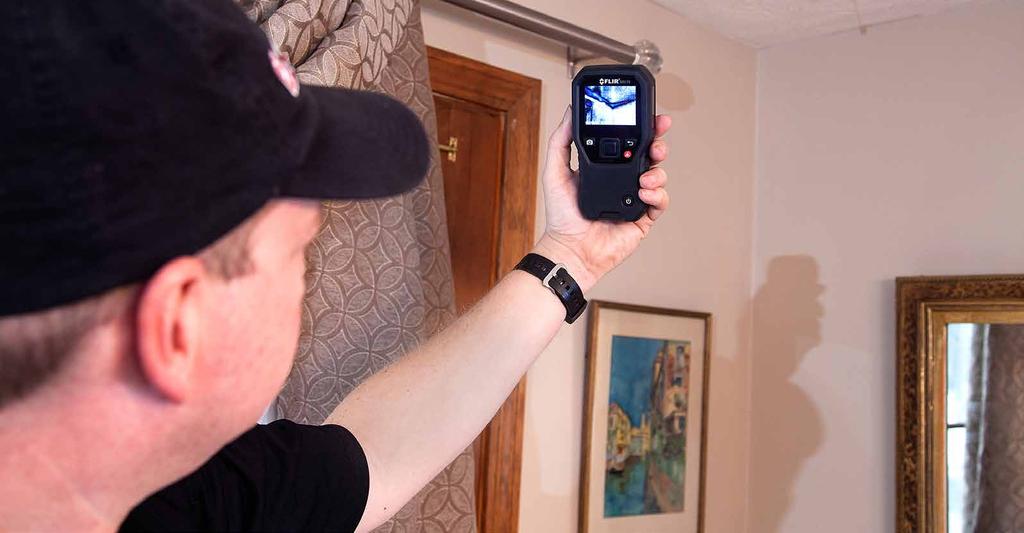 VLHKOMĚRY S TECHNOLOGIÍ IGM Společnost FLIR s hrdostí nabízí řadu velmi kvalitních vlhkoměrů pro vaše kontrolní