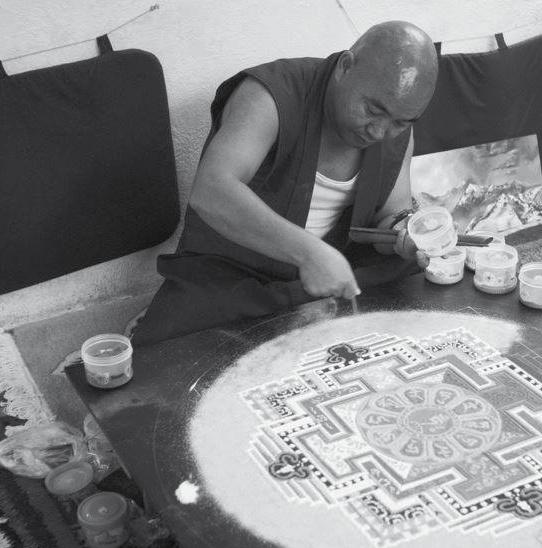 V tibetských exilových vesnicích v Ladakhu 15 osob podstoupí léčbu žloutenky B, v domově pro seniory v Tibetan Homes Foundation už se babičky a dědečkové těší z nových naslouchátek, kolečkových