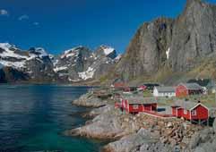 Romantika fjordů a rybářských osad Norska Dřevěné kostelíky zdobí skandinávské země Stockholm, vůně moře a slaného větru A106 Velký okruh Norskem, Lofoty a Vesterály Neporušená příroda, překrásné