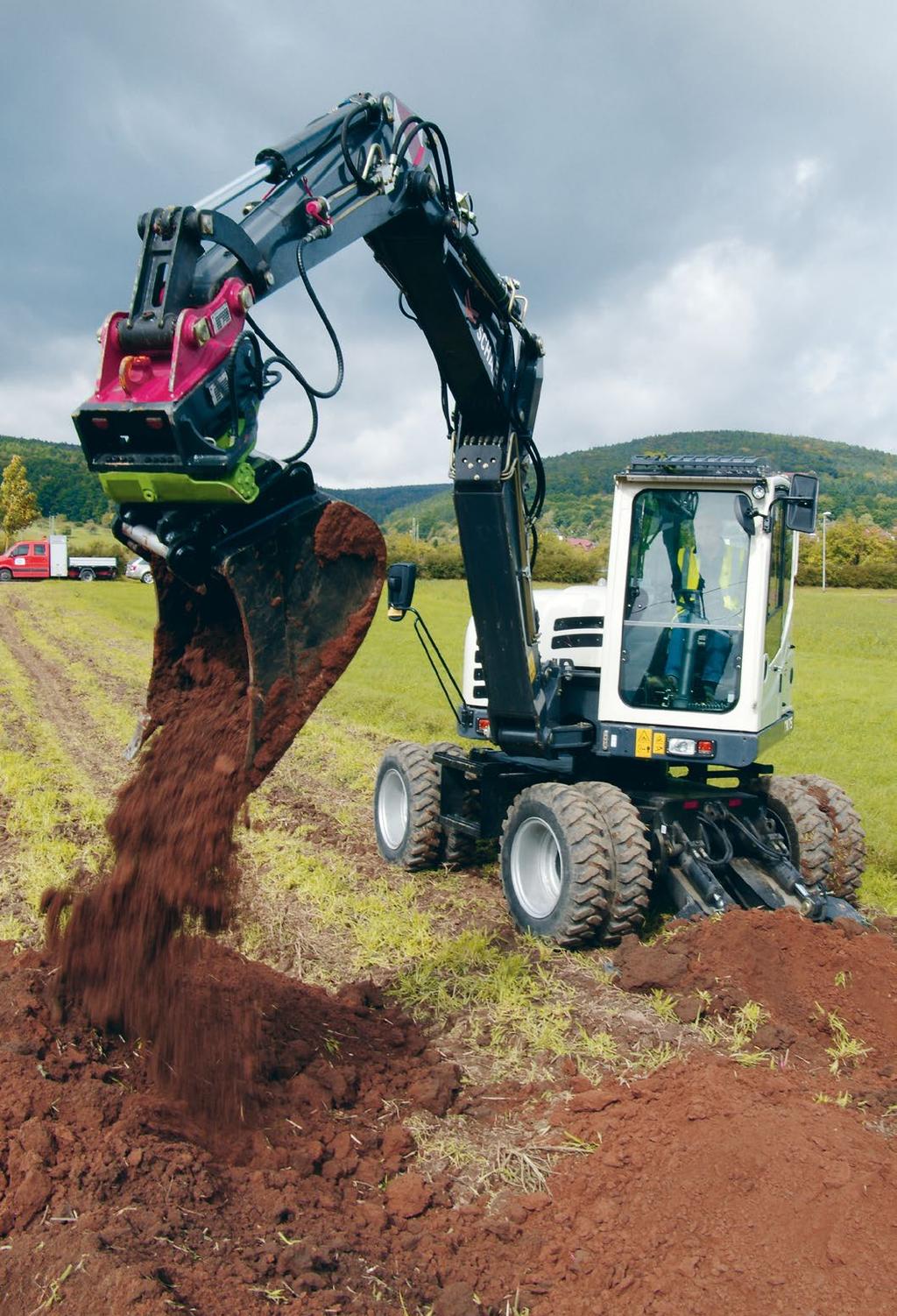 ZRYCHLENÍ PRÁCE Výložník a hydraulika Schaeff nabízí výložníkový systém vhodný pro různá použití. Tím se práce rypadla optimálně nastaví a dosáhne se rychle požadovaného výsledku.