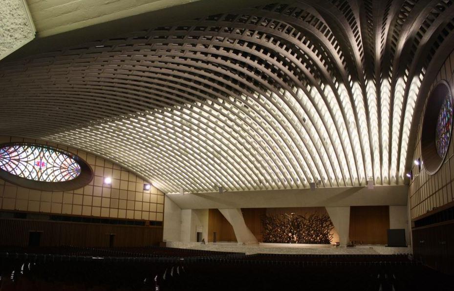 1971 Papal Audience Hall,