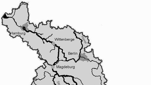 Schönberg Magdeburg Dessau Spittelwasser D ín Verdek Ob íství Valy Fig. 1: Location of investigated sites (black dots) in the Elbe basin.