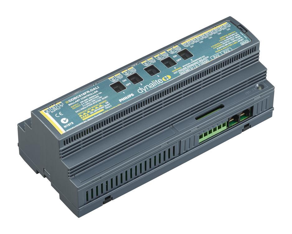 Zařízení umožňuje montáž na lištu DIN a je určeno pro instalaci do rozvaděče poblíž jističe, který napájí řízené světelné okruhy. DDBC300-DALI obsahuje integrované napájení sběrnice DALI.