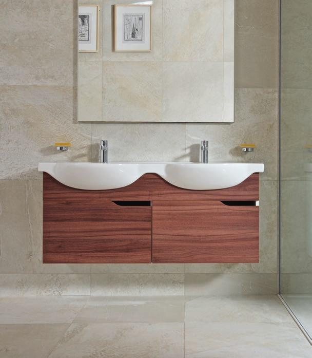 Koupelnová série Mio Kompaktní, velkorysé pojetí koupelny s dvojumyvadlem integrovaným