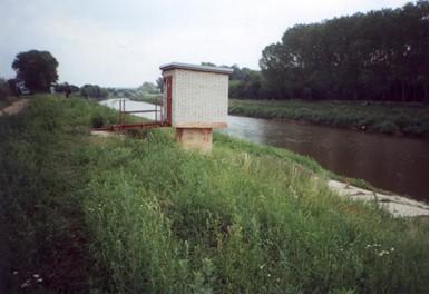 Povrchové vody hydrologické sucho V případě povrchových vod, vodních toků, je za sucho považována situace, kdy průtok poklesne pod určitou kritickou mez.