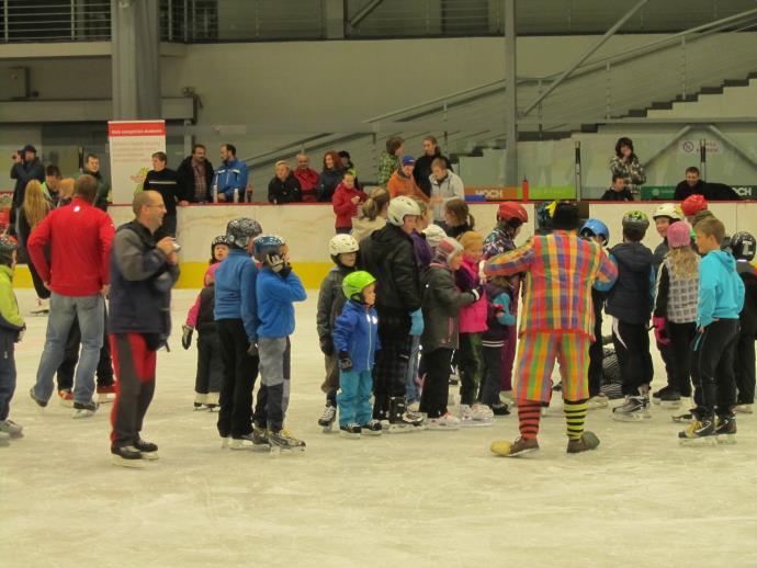 října 2013 v Budvar aréně v Českých Budějovicích na akci První led (vítání zimní sezóny).