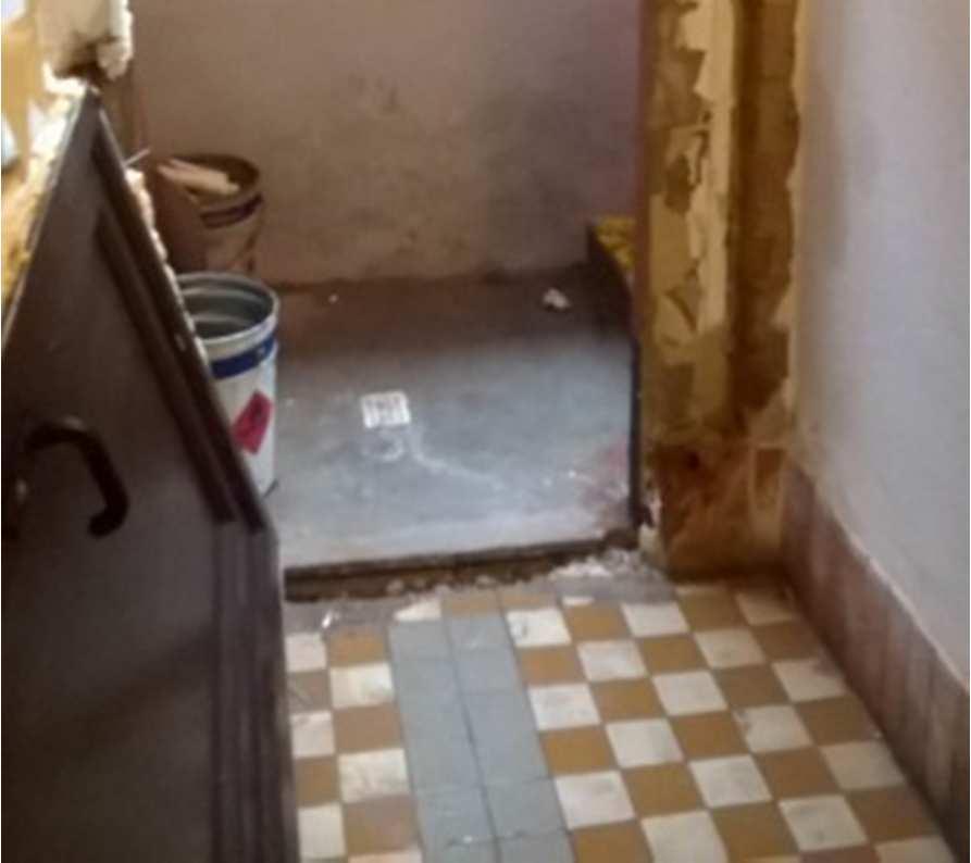 Situaci zhoršovala chybějící izolace pláště budovy.