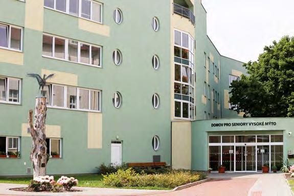 Poslání Domova pro seniory Posláním služby je poskytovat celoroční pobytovou sociální službu osobám, které se nedokážou samy o