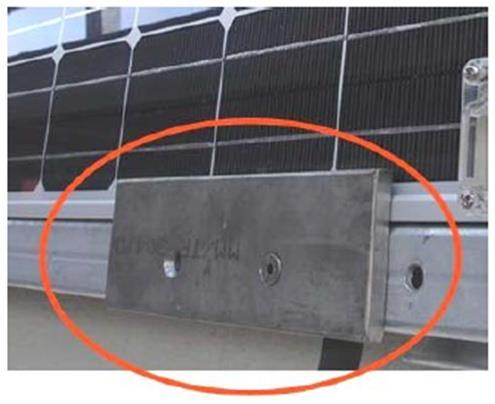 K zastínění fotovoltaického panelu může dojít z mnoha příčin. V prvé řadě jsou to stíny objektů situovaných v okolí panelu (např.