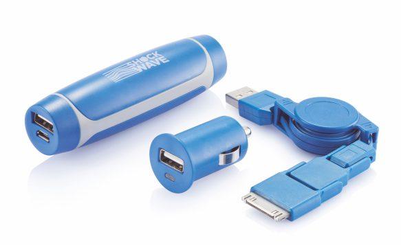 kábel s micro USB, svetlom a 30 pinovým konektorom a