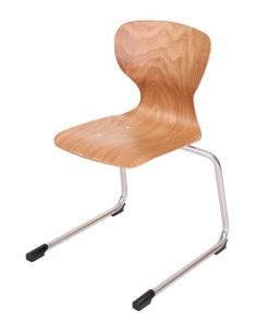 ŽIDLE Kancelářská židle stohovatelná, s trubkovou podnoží, s vysoce odolným dřevěným korpusem. Korpus židle je vyroben z tlakově tvarované impregnované dýhy.