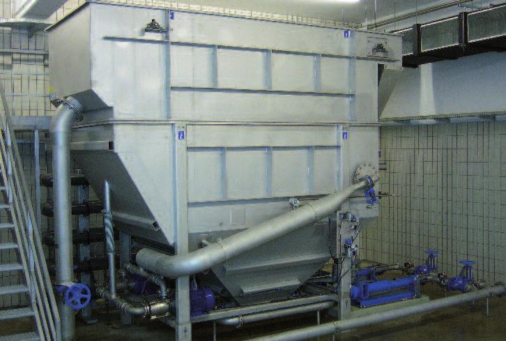 WASTE WATER Solutions Výhody flotační stanice HUBER - HDF provedení kompletně z nerezové oceli rozšíření o chemický stupeň standardizované typové velikosti pro nejrůznější aplikace kompaktní