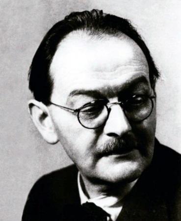 V roce 1930 se stal správcem městského muzea a později i městského archivu. Publikoval řadu článků z historie města Rychnova nad Kněžnou. V roce 1924 se zasloužil o vydání publikace dr.