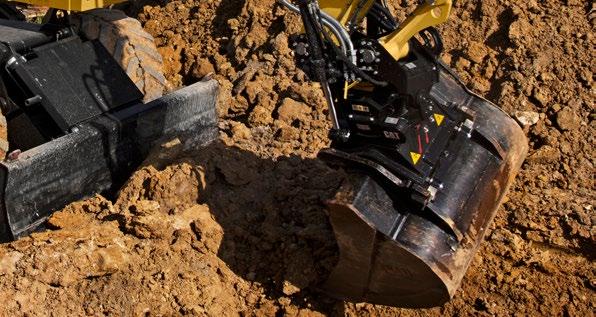 Inteligentní hlavní hydraulika: Systém umožňuje snížit zatížení motoru, pokud není třeba celý jeho výkon, což vede k nižší spotřebě paliva.