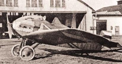 Nejenom úředníci Ministerstva národní Letov Š-3 protot p Na podzim roku 1921 byl v továrně Letov dokončen prototyp moderně řešeného stíhacího